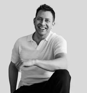 Dan Karaty - Amerikaanse televisiepersoonlijkheid, danser, choreograaf en acteur. Een inspirerend verhaal over herstel en veerkracht.