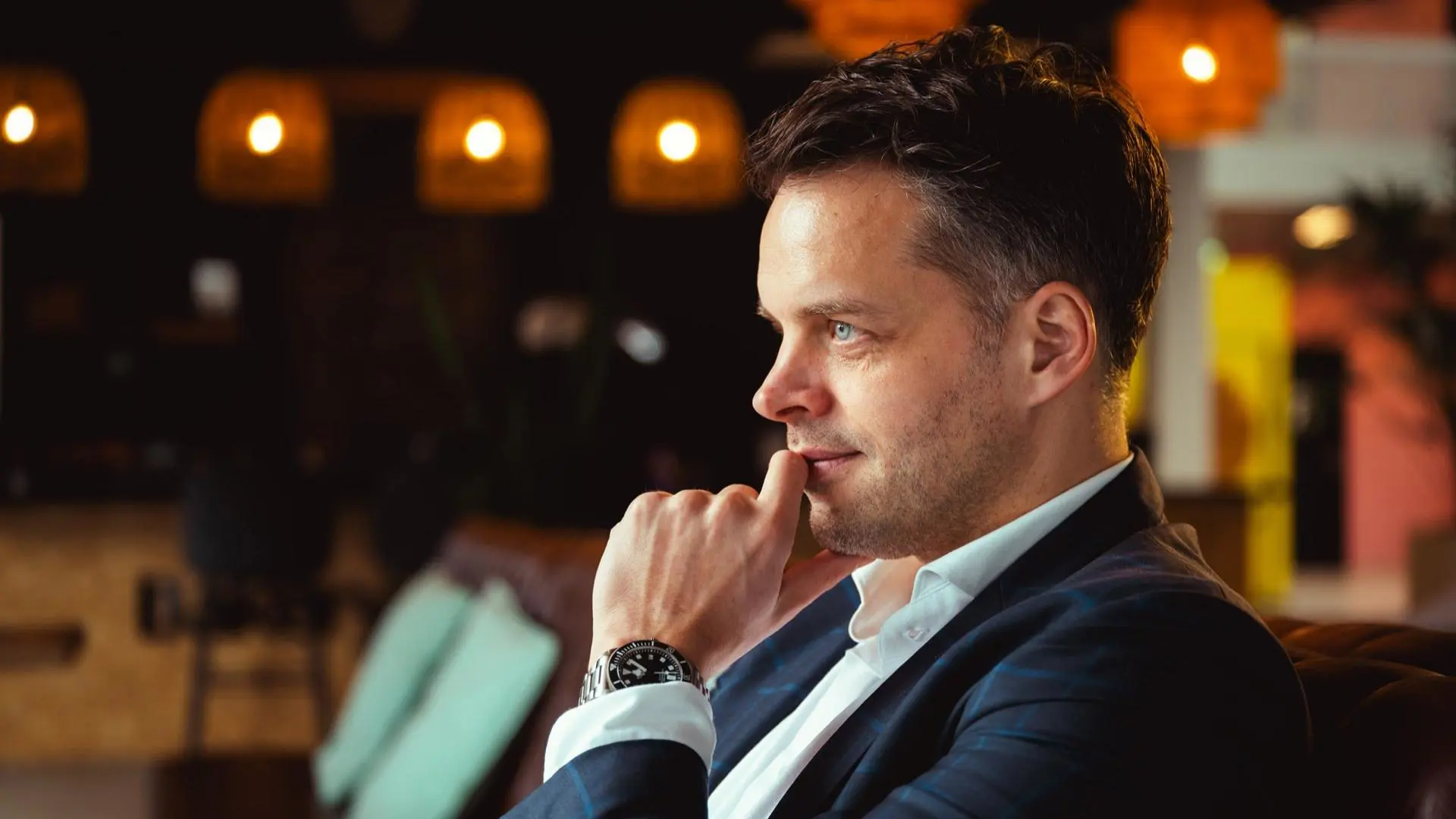 Martijn Vinke - <p>AI strateeg en ondernemer helpt organisaties AI vertalen naar concrete keuzes en werkende systemen met focus op strategie en implementatie</p>