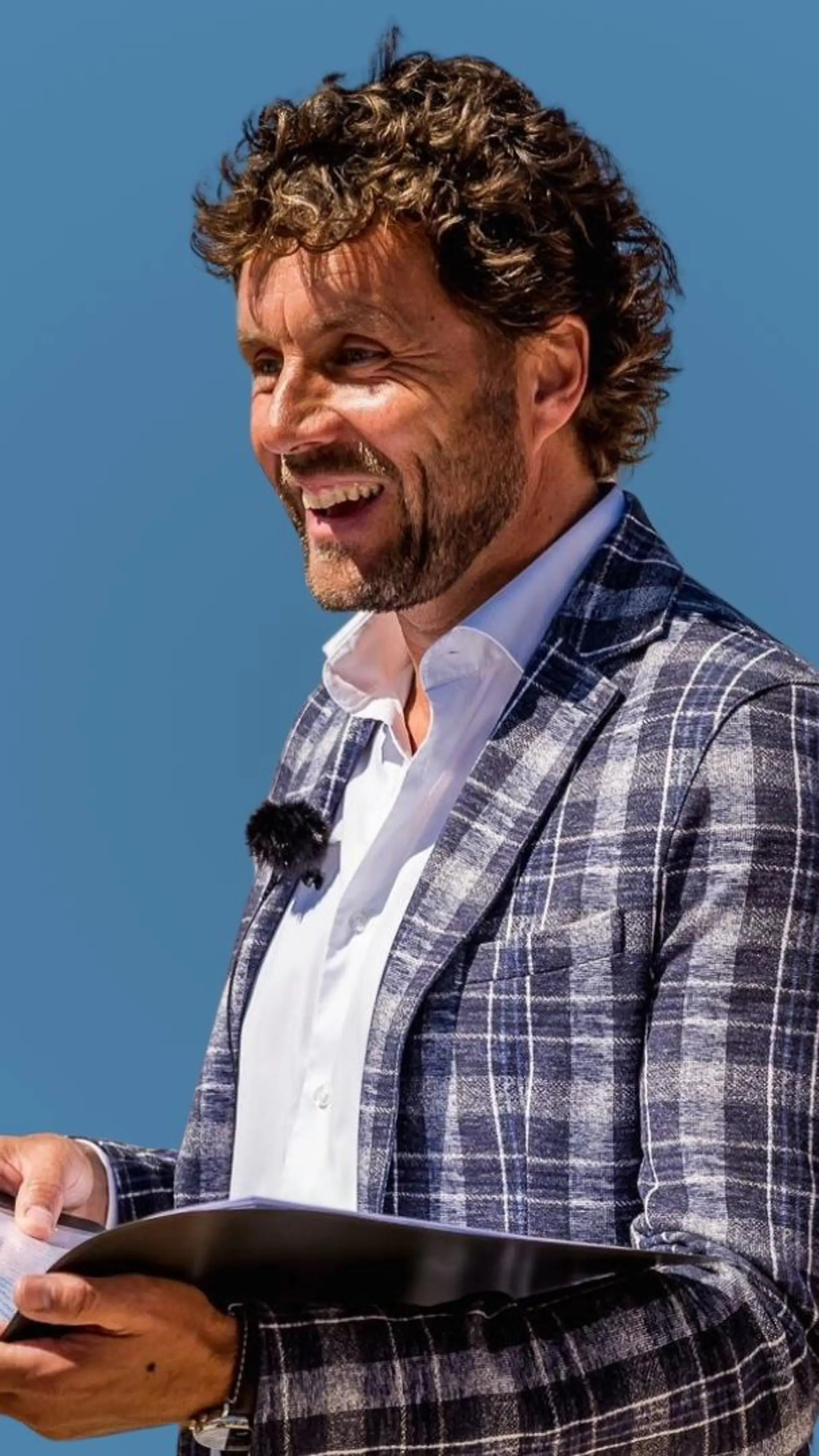 Dennis Wilt - <p data-start="391" data-end="571">TV-weerman, spreker en coach. Hij&nbsp; inspireert met lezingen over klimaat, duurzaamheid en communicatie vol energie en impact.</p>