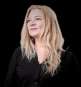 Angela Weghorst
