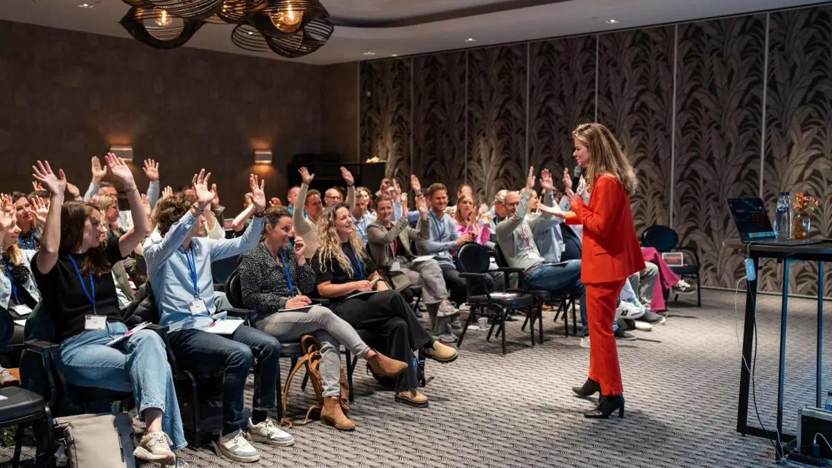 Uit je comfortzone met... een dagvoorzitter!