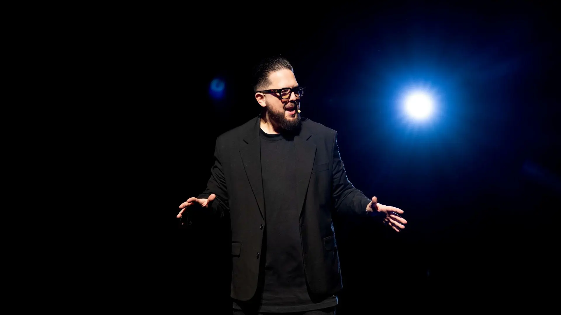 Danny Grootveld - <p data-start="1892" data-end="2095">Keynote spreker, auteur en voormalig tv regisseur. Brengt een indringend verhaal over tunnelvisie en mentale veerkracht met praktische inzichten voor leiders.</p>