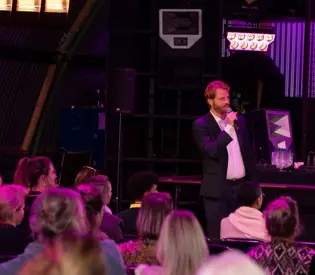 Bo Wullings als spreker, duurzaam presteren met de lessen uit topsport en psychologie