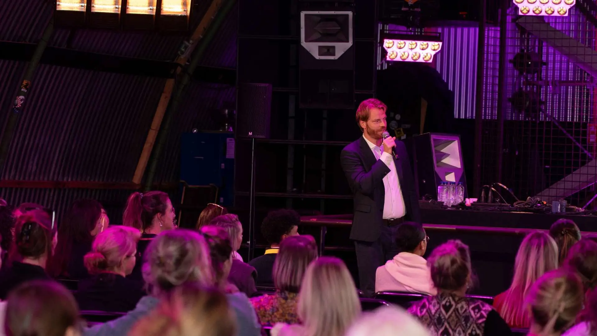 Bo Wullings - <p data-start="1555" data-end="1692">Prestatiepsycholoog, voormalig topsporter en expert in duurzame performance die psychologie, leiderschap en topsport vertaalt naar actie.</p>