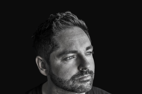 Sander de Zwart - De Meester van Aandacht die stilte hoorbaar maakt