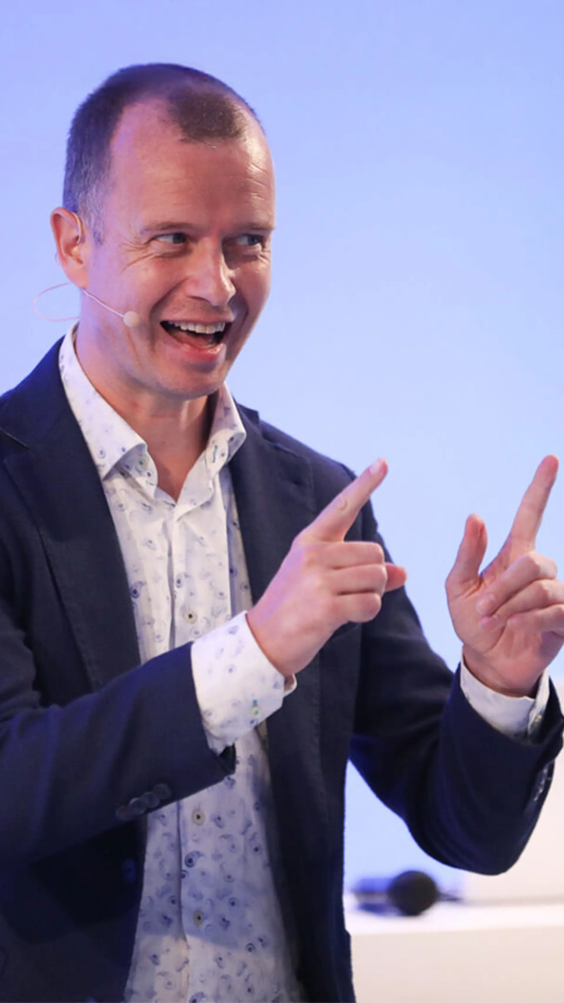 Cyriel Kortleven - Creatieve spreker met ruim 20 jaar ervaring, gespecialiseerd in creativiteit en mindset, en het simplificeren van verandering en innovatie. 