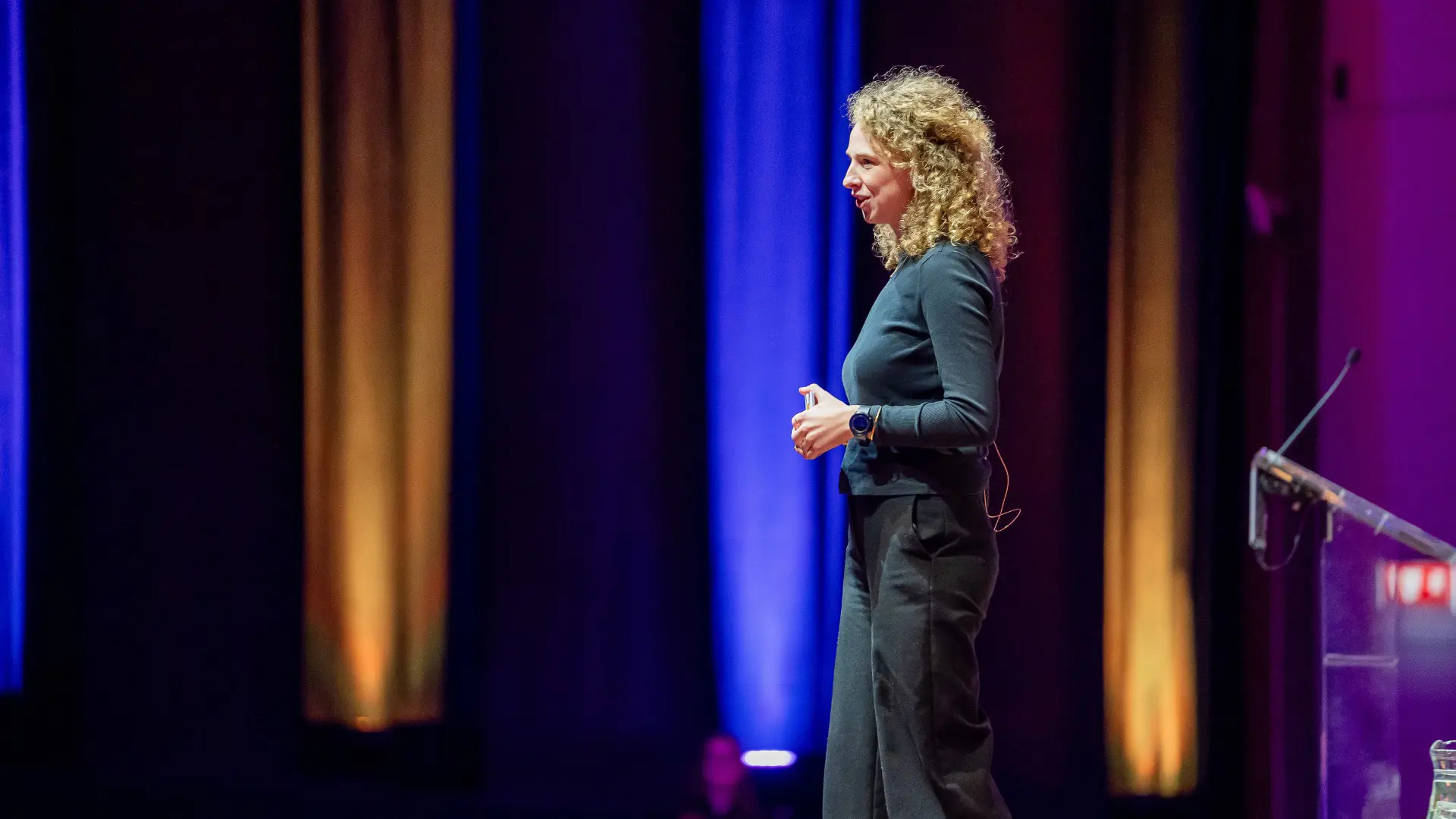Maartje Vennema - <p>AI strateeg en data scientist die directies helpt AI investeringen te beoordelen op rendement, eigenaarschap en strategische meerwaarde.</p>