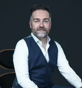 Klaas Dijkhoff - Voormalig politicus en expert in gedragswetenschap, biedt inzichten voor betere besluitvorming en leiderschap.