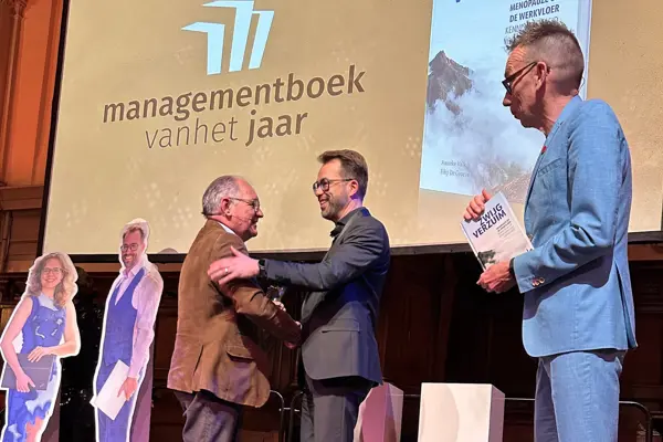 Bekroond met impact: waarom Zwijgverzuim het Management boek van het Jaar 2026 werd