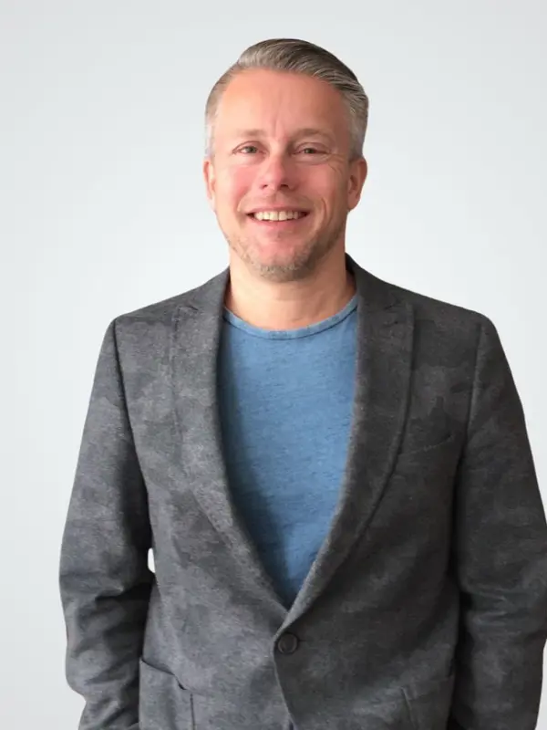 Jos Ahlers