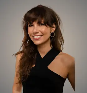 Gwen van Poorten - Energieke dagvoorzitter en presentatrice die inspireert met haar passie voor zelfontwikkeling en mental wellbeing.