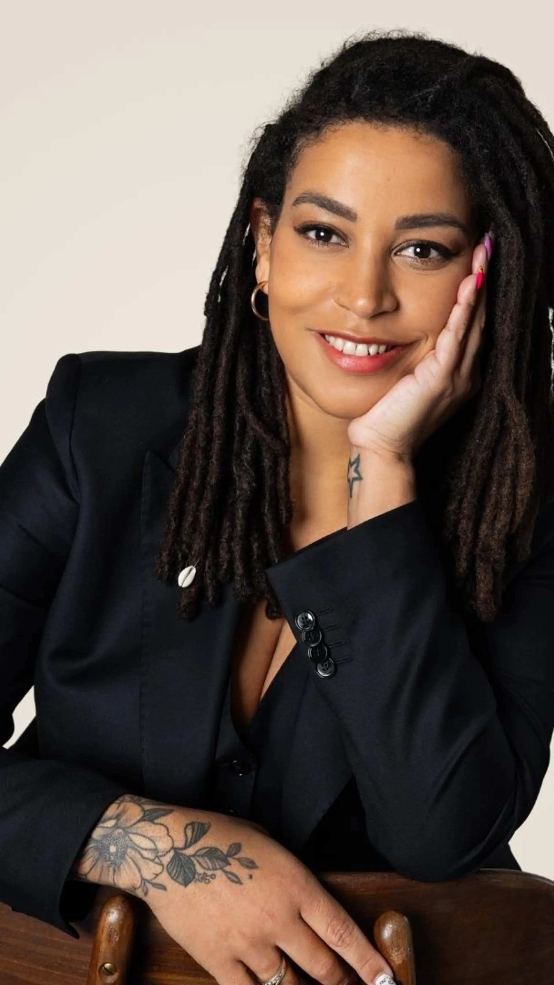 Sacha Martina - <p>Expert in inclusie en diversiteit die leiders en teams activeert met praktische strategieën voor sterkere samenwerking, innovatie en duurzame groei.</p>