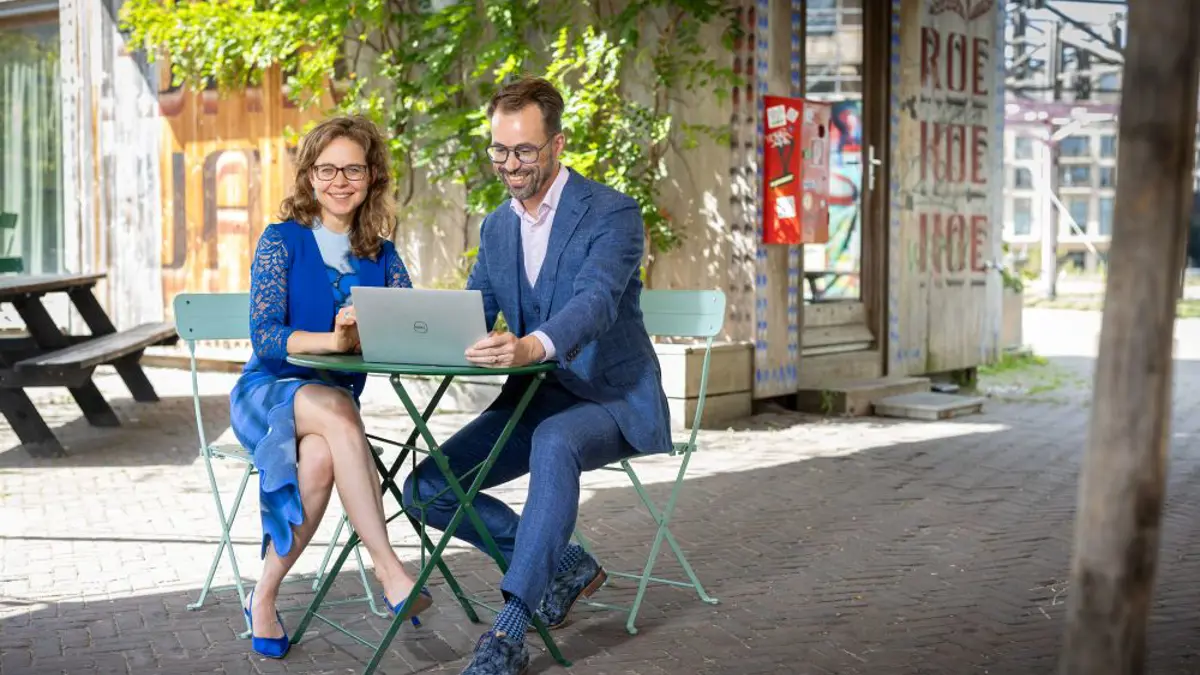 Zwijgverzuim door de overgang: wat vraagt het van leiderschap, naast workshops?