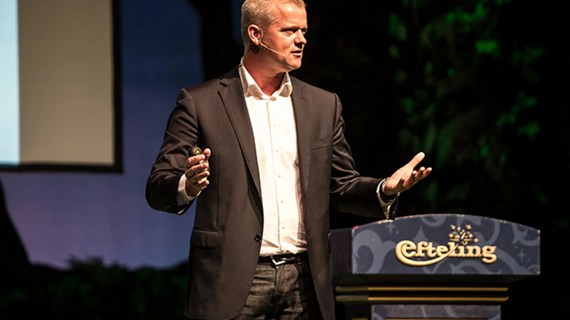 Robin van Galen - <p>Olympisch coach, trainer en consultant deelt inspirerende inzichten over leiderschap, teamontwikkeling en mentale kracht voor organisaties.</p>