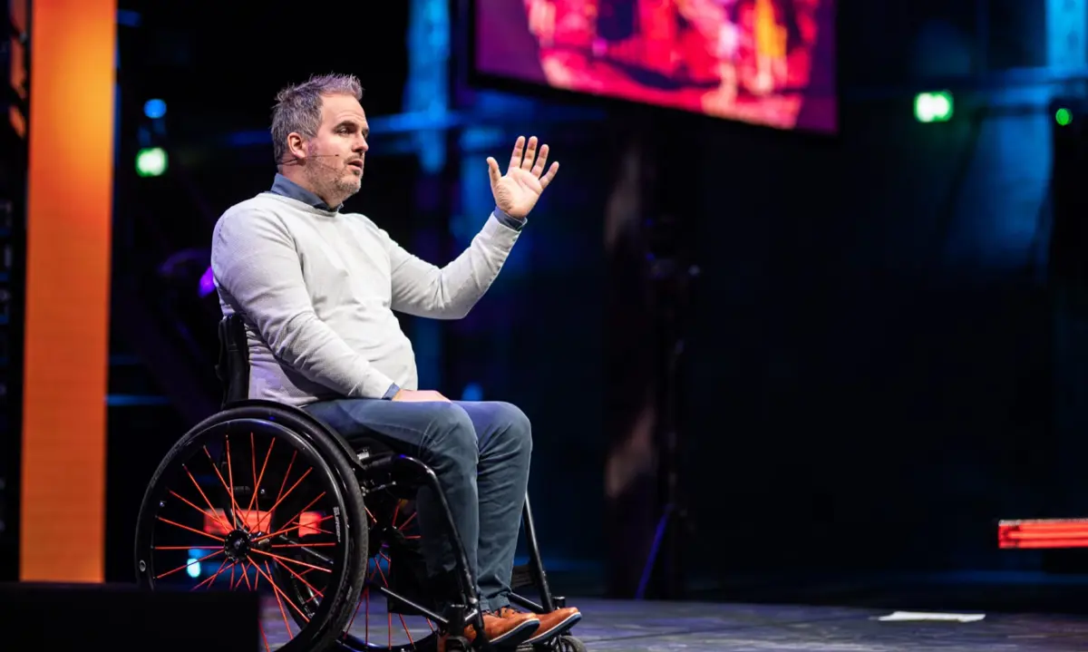 Van tegenslag naar groei - Live webinar met Niek van den Adel