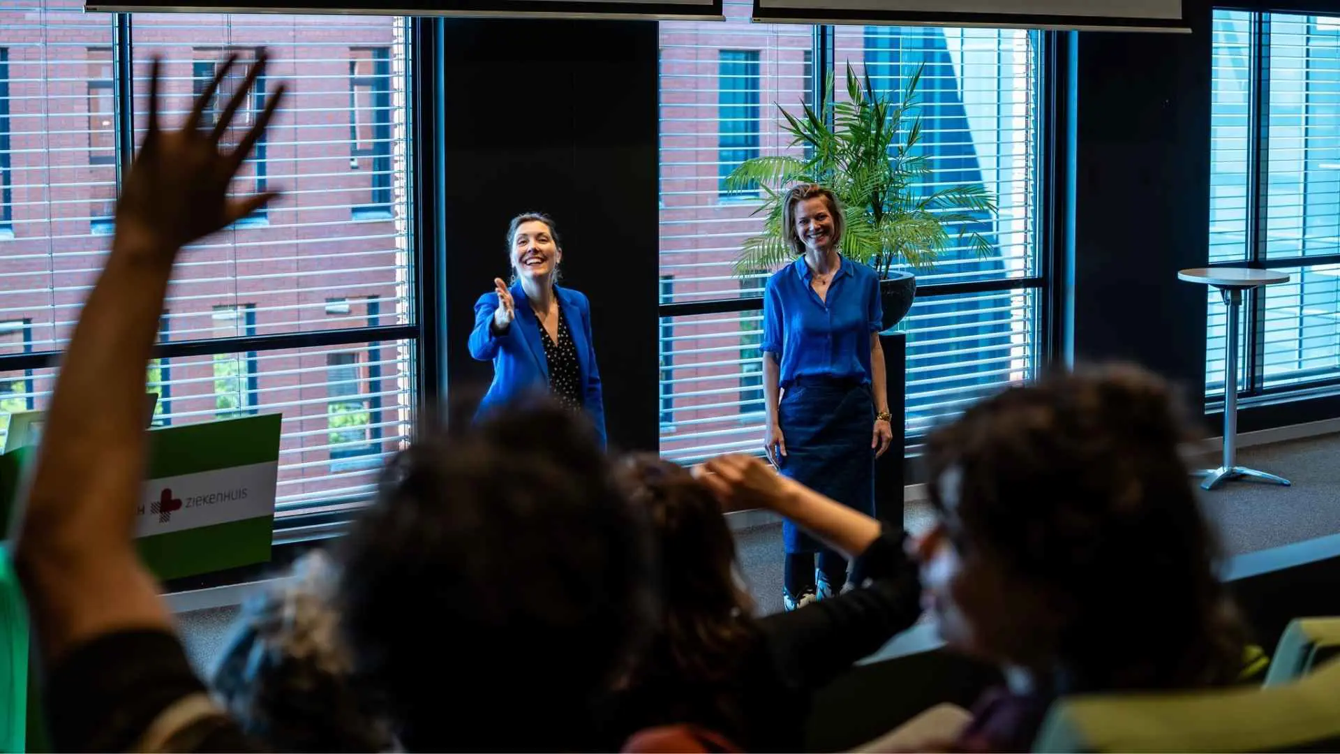 Het Gedragstheater - <p>Theatercollectief, neurowetenschapper en gedragsspecialist die organisatieverandering tastbaar maakt met een interactief theatercollege.</p>