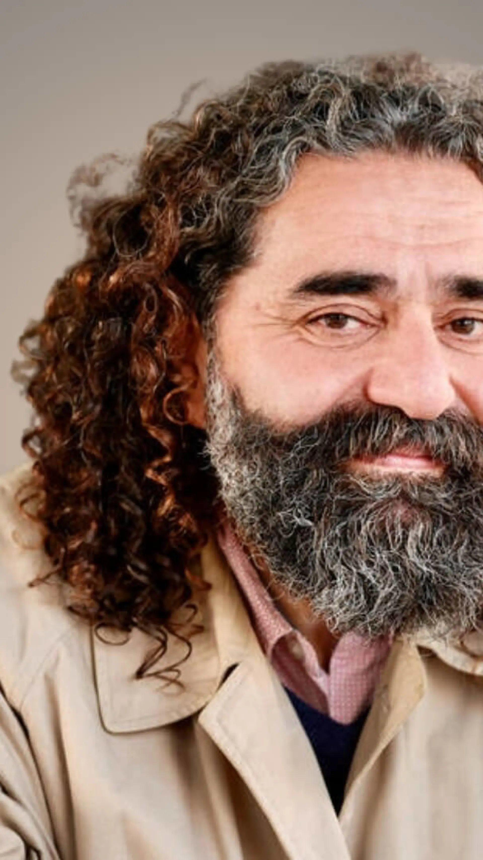 Shervin Nekuee - <p>Mystieke organisatiesocioloog en bevlogen spreker. Hij verbindt diversiteit, inclusie en mystiek tot een krachtige visie op organisatieontwikkeling.</p>