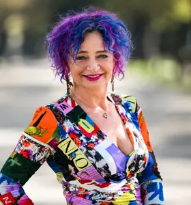 Marianne Heemskerk - Spreker, auteur en inspirator die met een persoonlijk verhaal over financiële regie, verlies en veerkracht ieder publiek raakt en in beweging brengt.