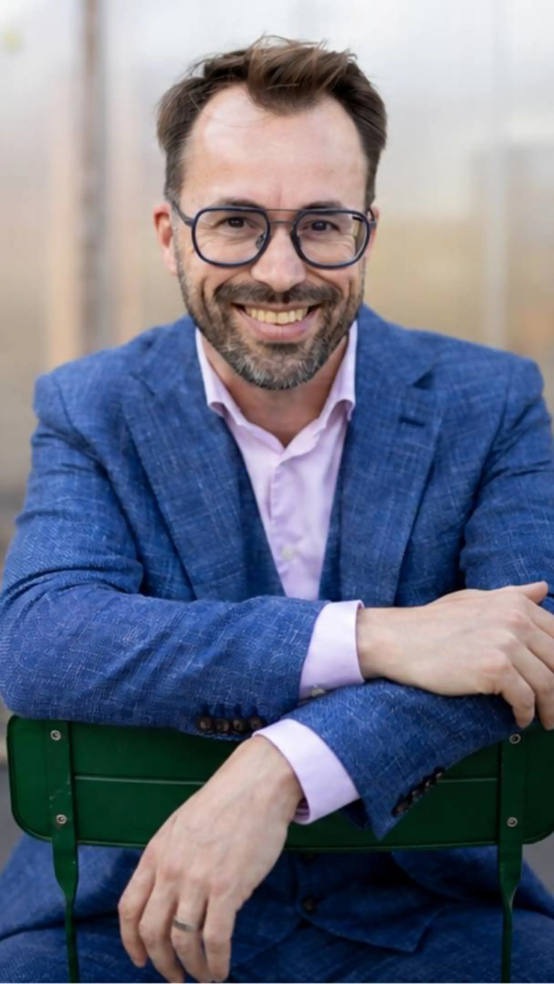 Filip De Groeve - <p>Leiderschapsexpert, auteur en organisatievernieuwer die laat zien hoe trots, vertrouwen en open communicatie sterke teams creëren.</p>