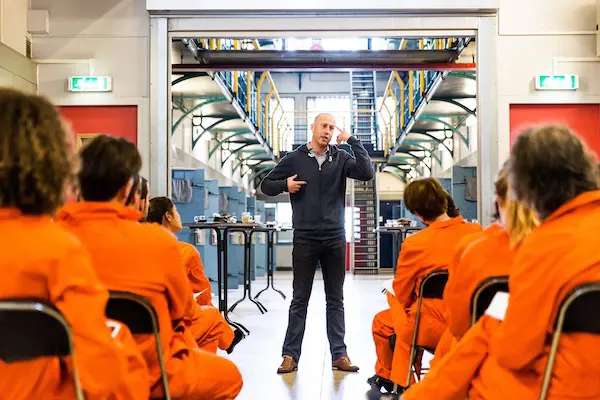 Het verhaal van 607 dagen duisternis, en de kracht die daaruit ontstond