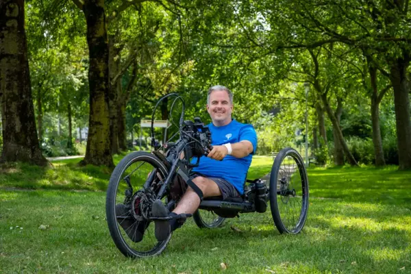 Van overleven naar laten groeien: het Veerkrachtbos van Niek van den Adel